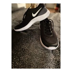 Women’s Nike Flex shoes